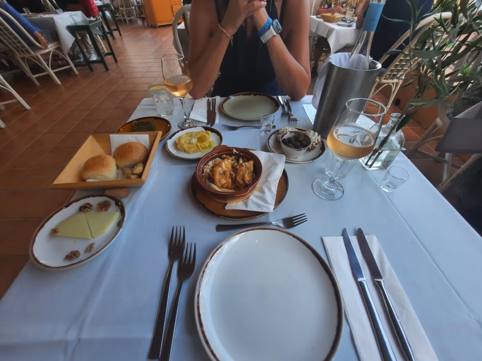 Gastro Anissa Beach & Village