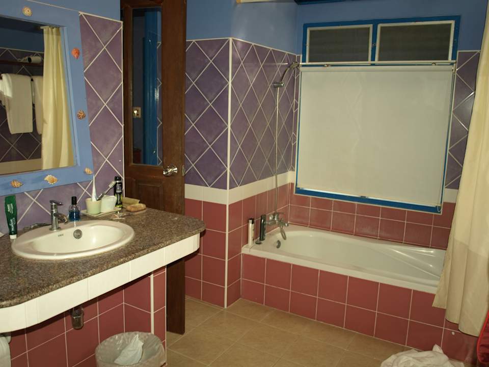 Zimmer Lawana Resort