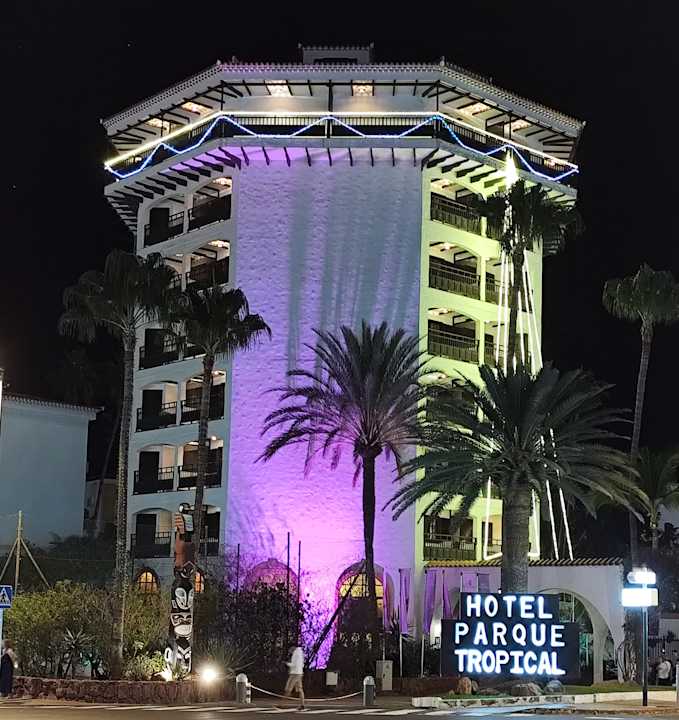 Außenansicht Hotel Parque Tropical