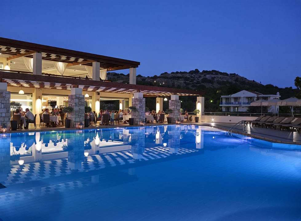 Pool Pefki Islands Resort