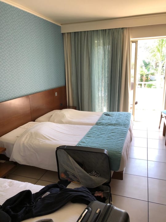 Zimmer Blue Lagoon Resort