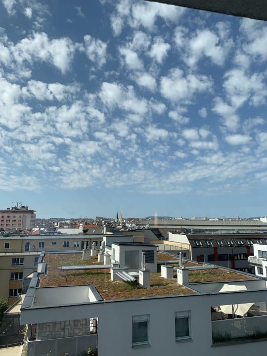 Ausblick Leonardo Hotel Vienna Hauptbahnhof