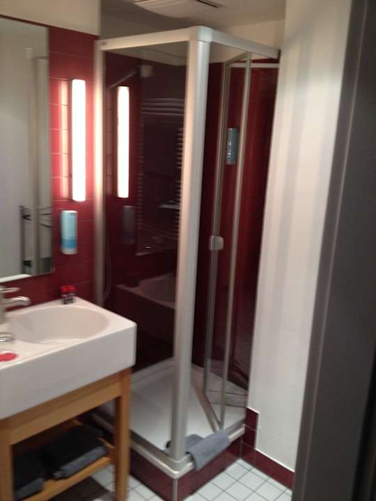 Dusche Auszeit Hotel Düsseldorf