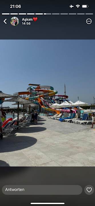 Strand Dream Water World