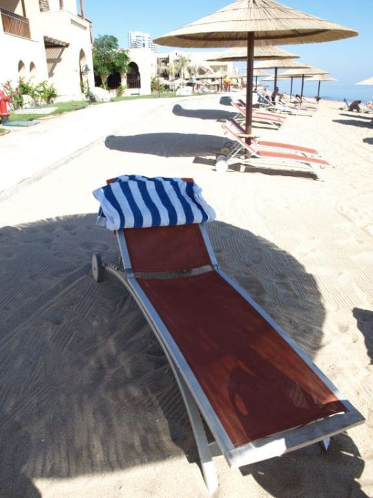 5 Sterne- würdige Liegen! Miramar Al Aqah Beach Resort
