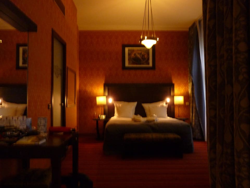 Betten in der Junior-Suite Grand Hotel Amrâth Amsterdam