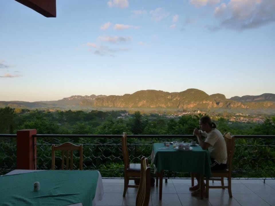 Frühstück mit Blick über das Vinales Tal Hotel Horizontes La Ermita