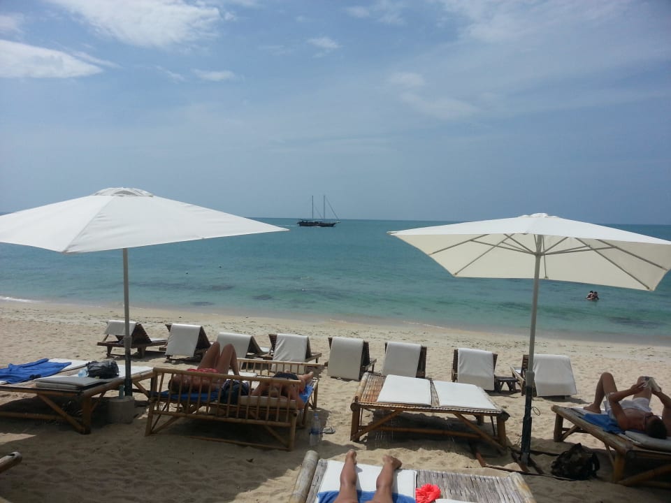 Könnten mehr Sonnenschirme sein Hotel Samui Beach Resort