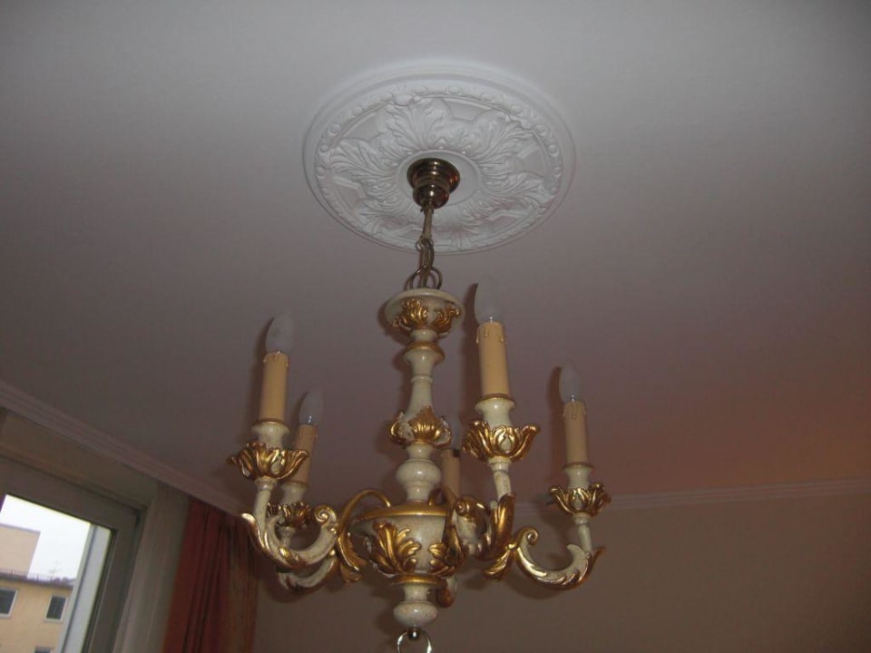 unser Kronleuchter Hotel Torbräu
