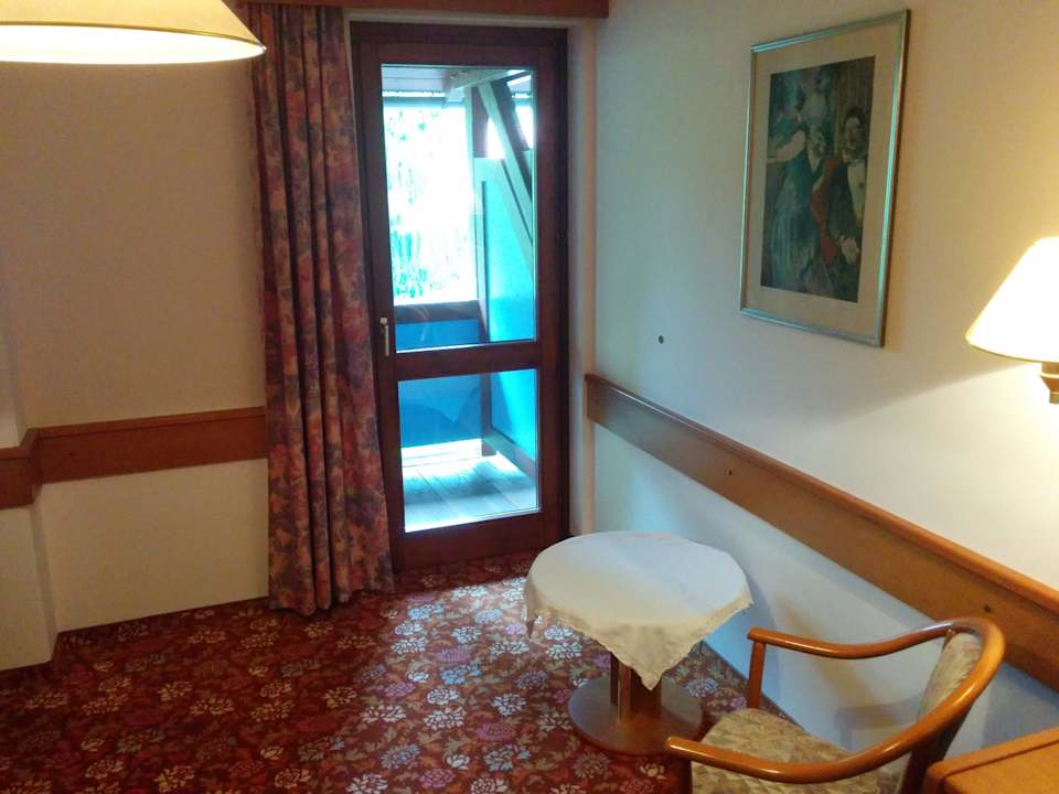 Look at the grandma floor Hotel Zur Post Laaben