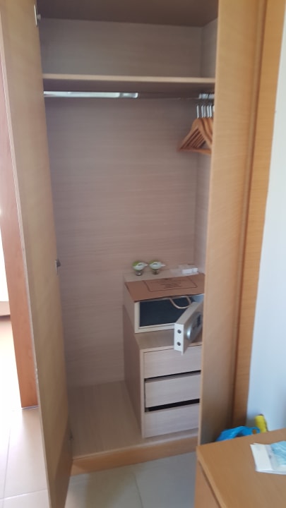 Zimmer Caravia Beach Hotel