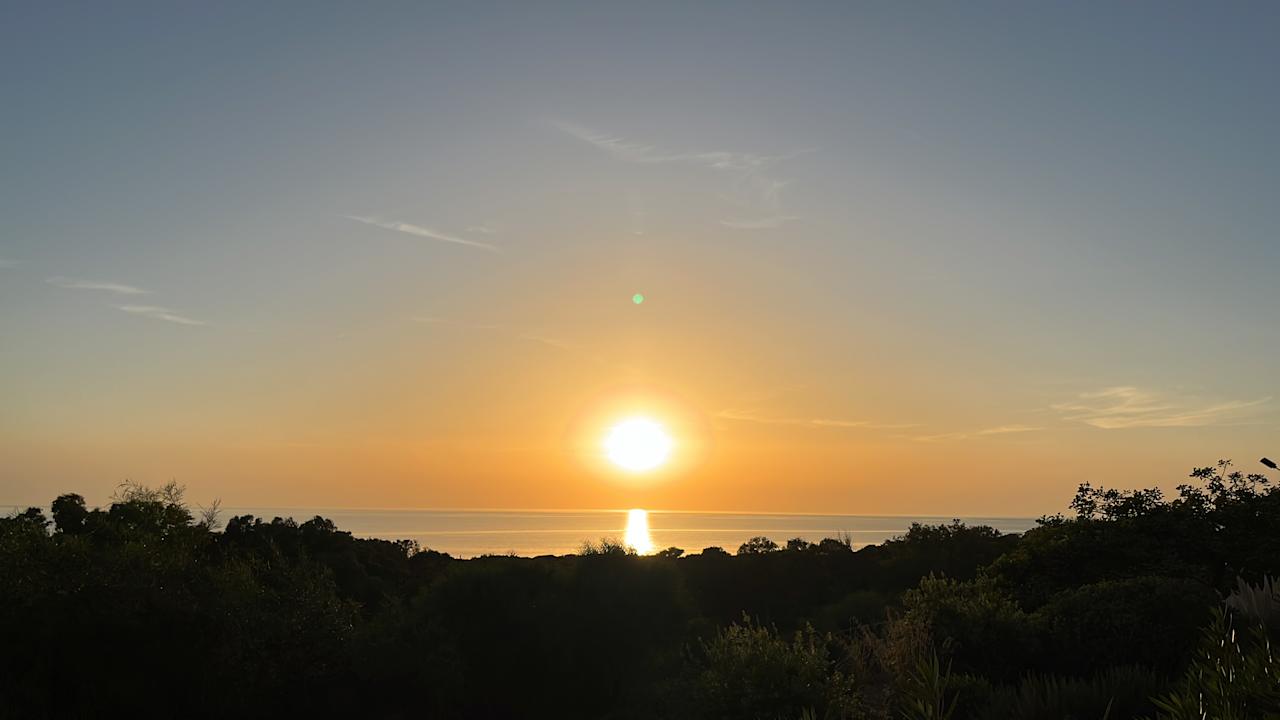 Ausblick Luna Minoica Suites and Apartments