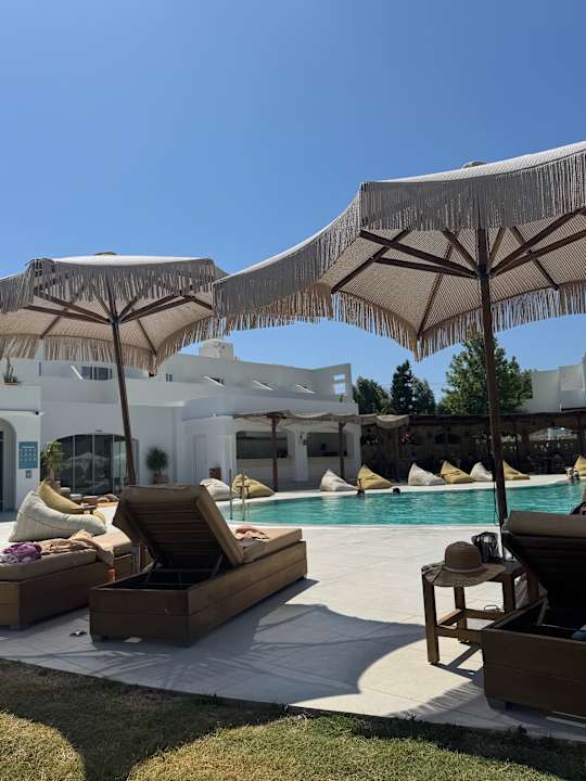 Pool Absolute Kiotari Resort