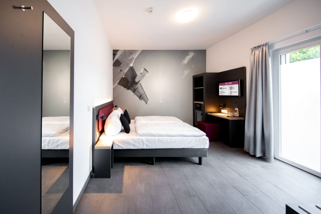 Zimmer Airport Hotel Dürscheidt
