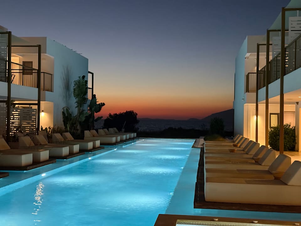 Pool Paralos Kyma Dunes