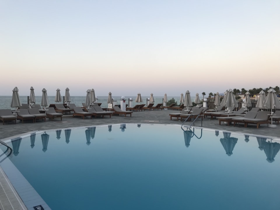 Pool Alexander Beach Hotel & Village Resort