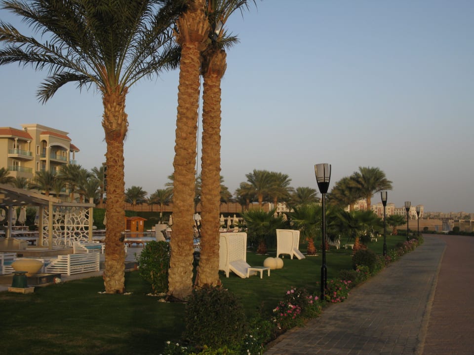 Weg am Beach Premier Le Reve Hotel & Spa