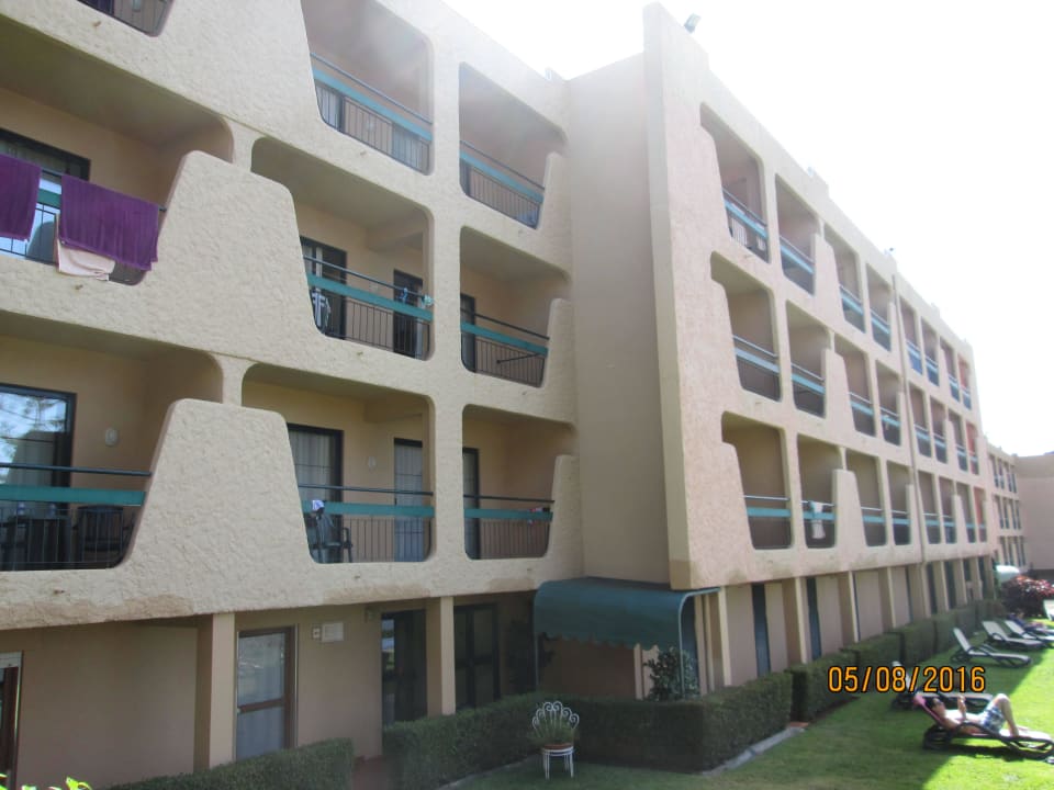 Hotel von hinten Hotel Dom Pedro Garajau