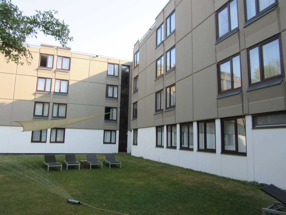 Außenansicht Novotel Nürnberg am Messezentrum