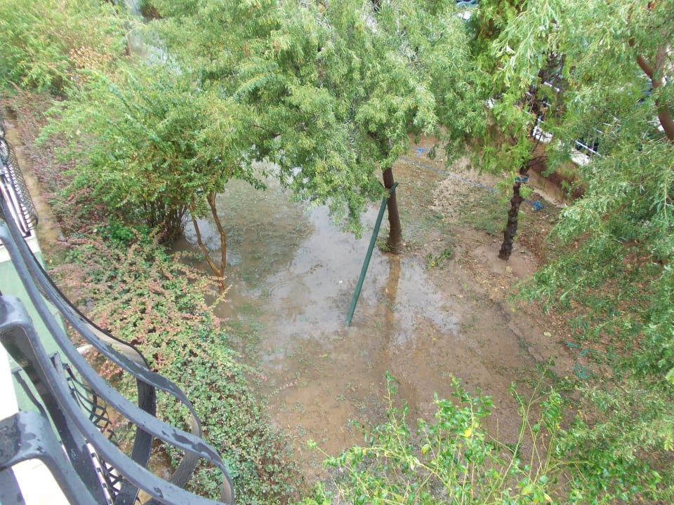 Unwetter Belek Beach Resort Hotel