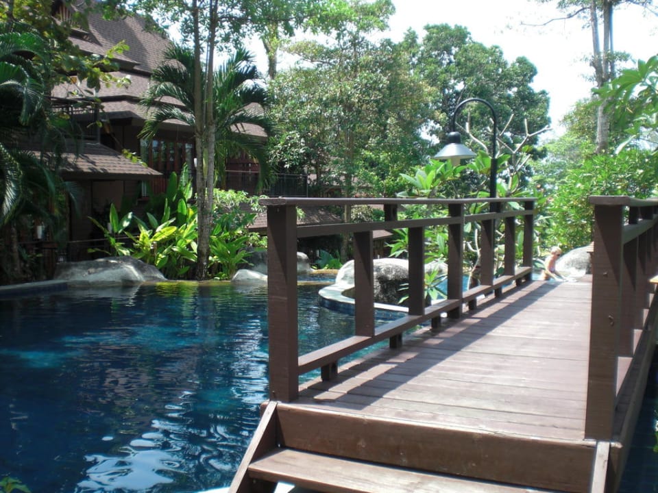 Pool bei den Häusern Khao Lak Merlin Resort
