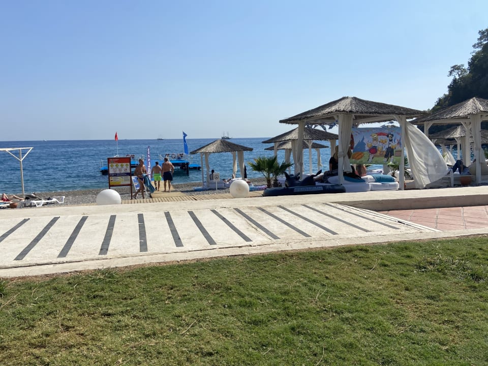 Strand ROBINSON ÇAMYUVA