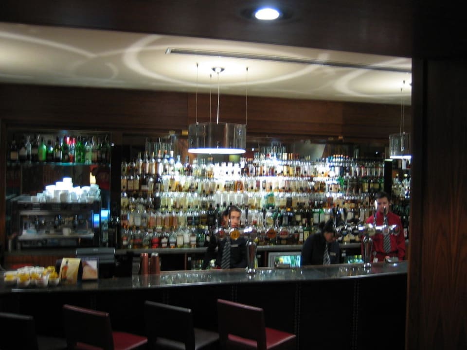 Bar The Caledonian Edinburgh, Curio Collection by Hilton