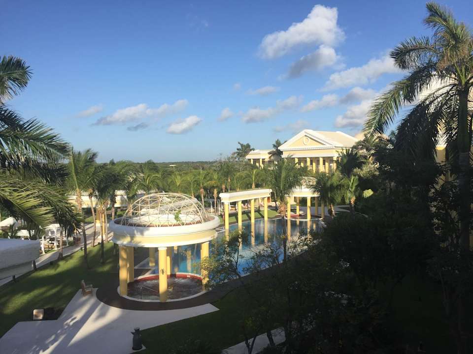 Blick zum Ruhepool JOIA Paraiso by Iberostar