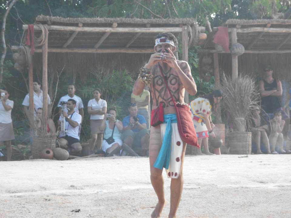 Maya Show Xcalacoco Sandos Caracol Eco Resort