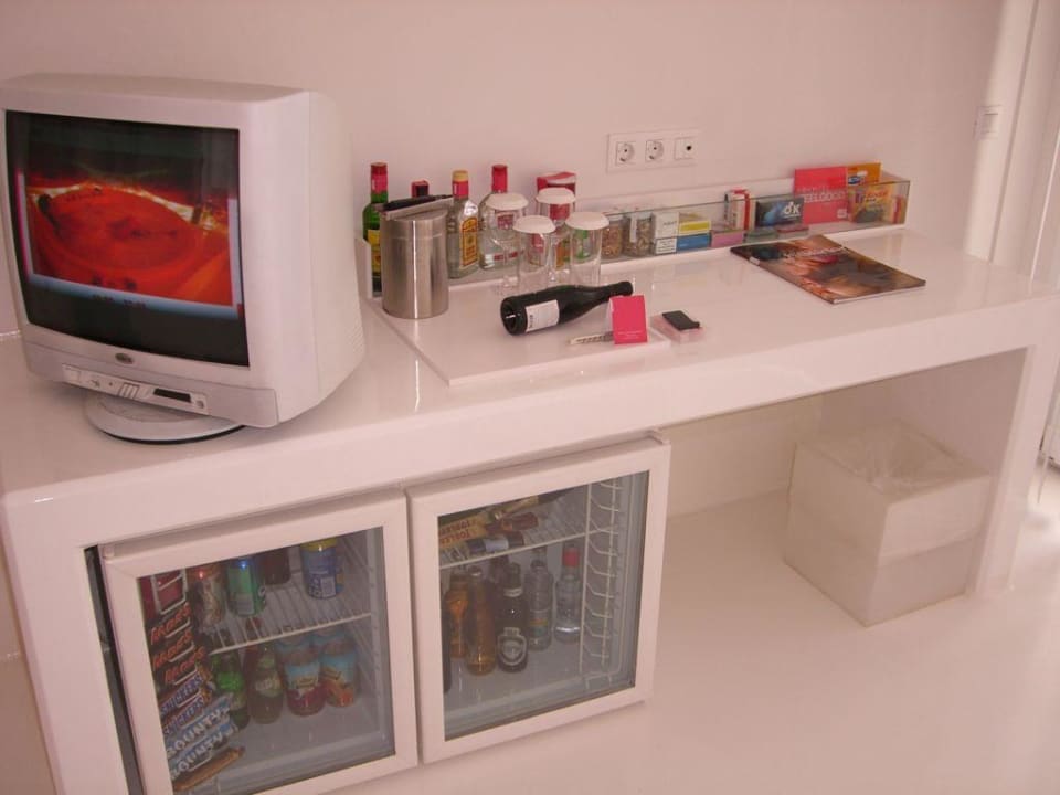 Zimmer - Shelf Bar Hotel SU & Aqualand