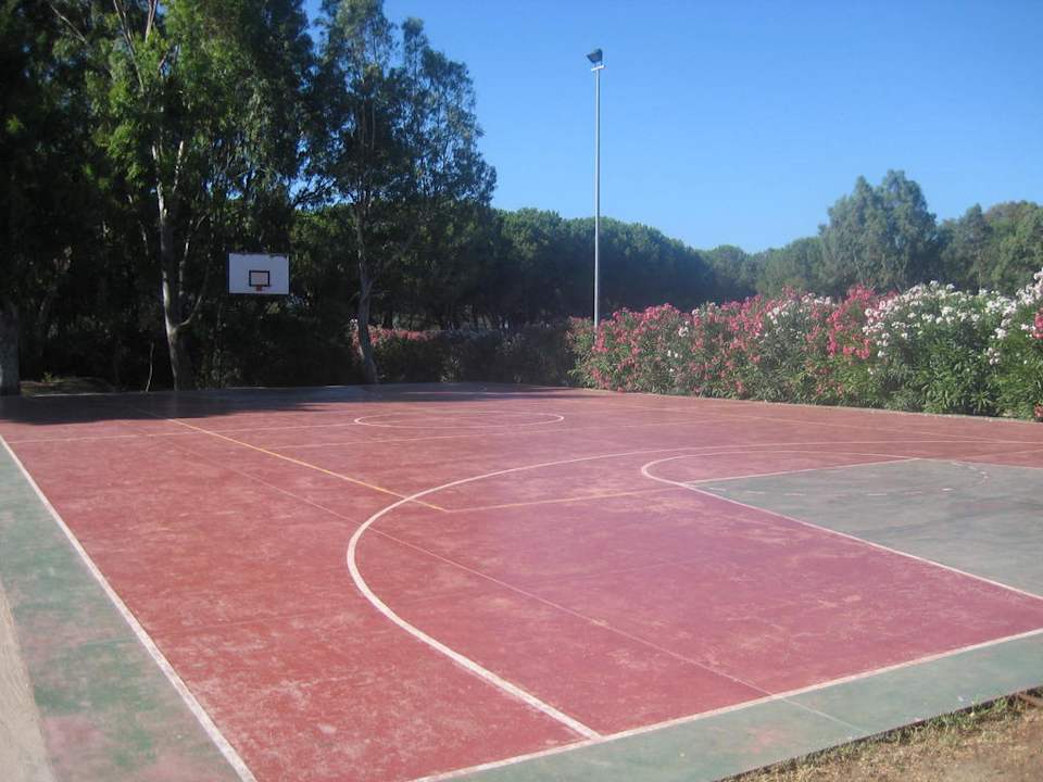 Campo basket Villaggio Triton