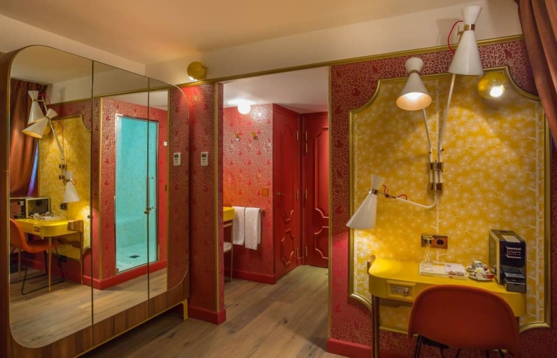 Guest Room Idol Hotel
