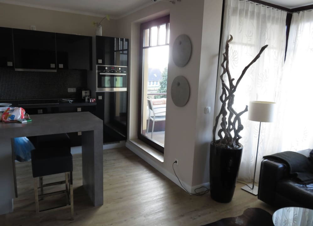 Küche-/Wohnbereich Ferienwohnungen in den Urlaubsräumen Am Meer