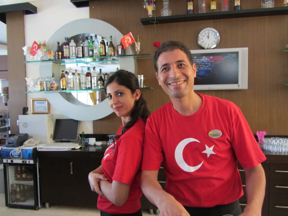 Ibrahim und nette Kollegin Alaiye Resort & Spa