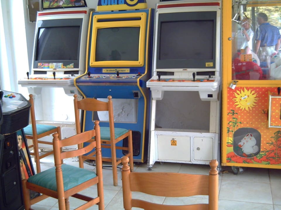 Internet Corner Olympian Bay Grand Resort