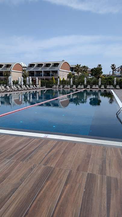 Pool Jacaranda Luxury Resort