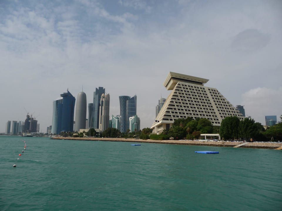 Hotel mit Dohaskyline Sheraton Grand Doha Resort & Convention Hotel