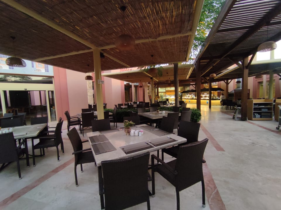 Gastro Blue Waters Club
