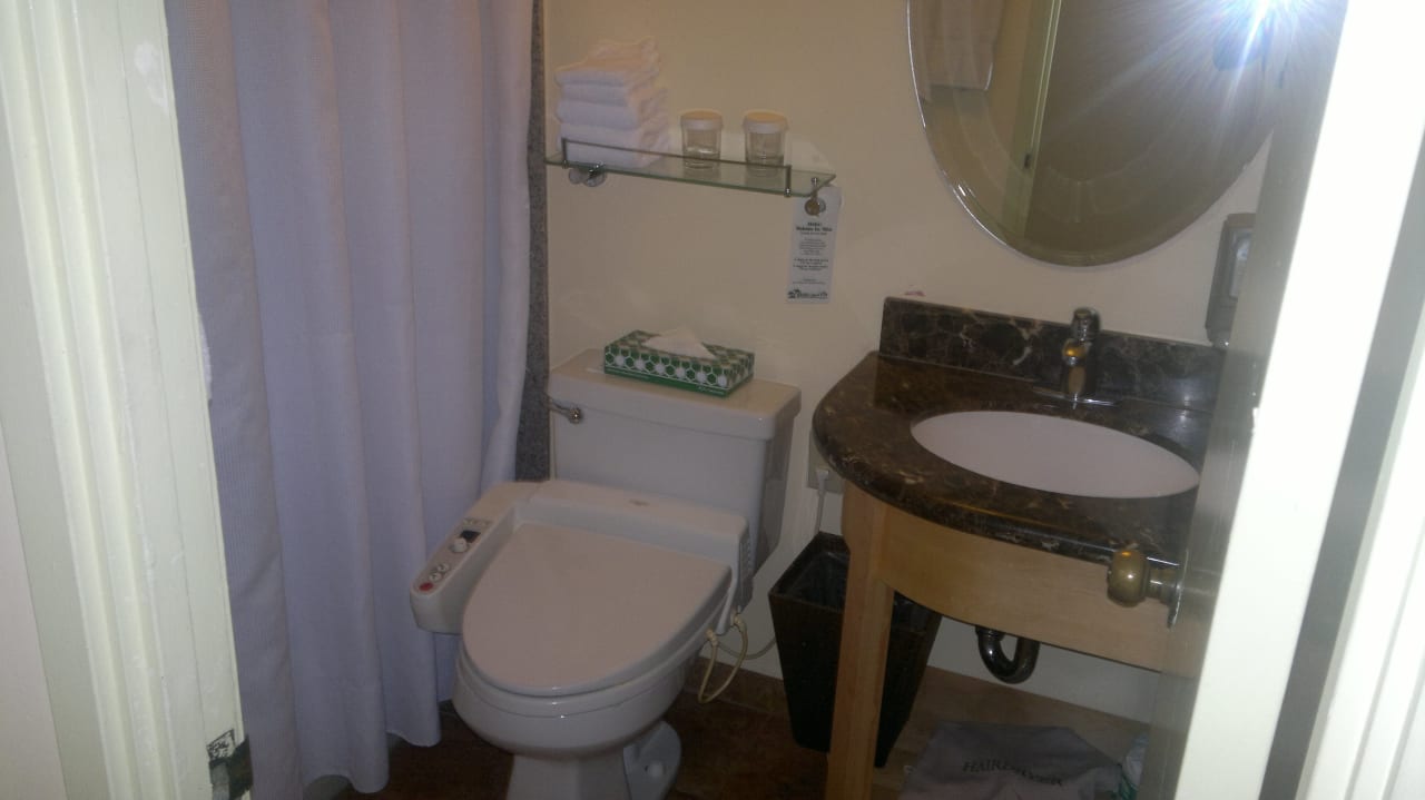 Zimmer Wayfinder Waikiki