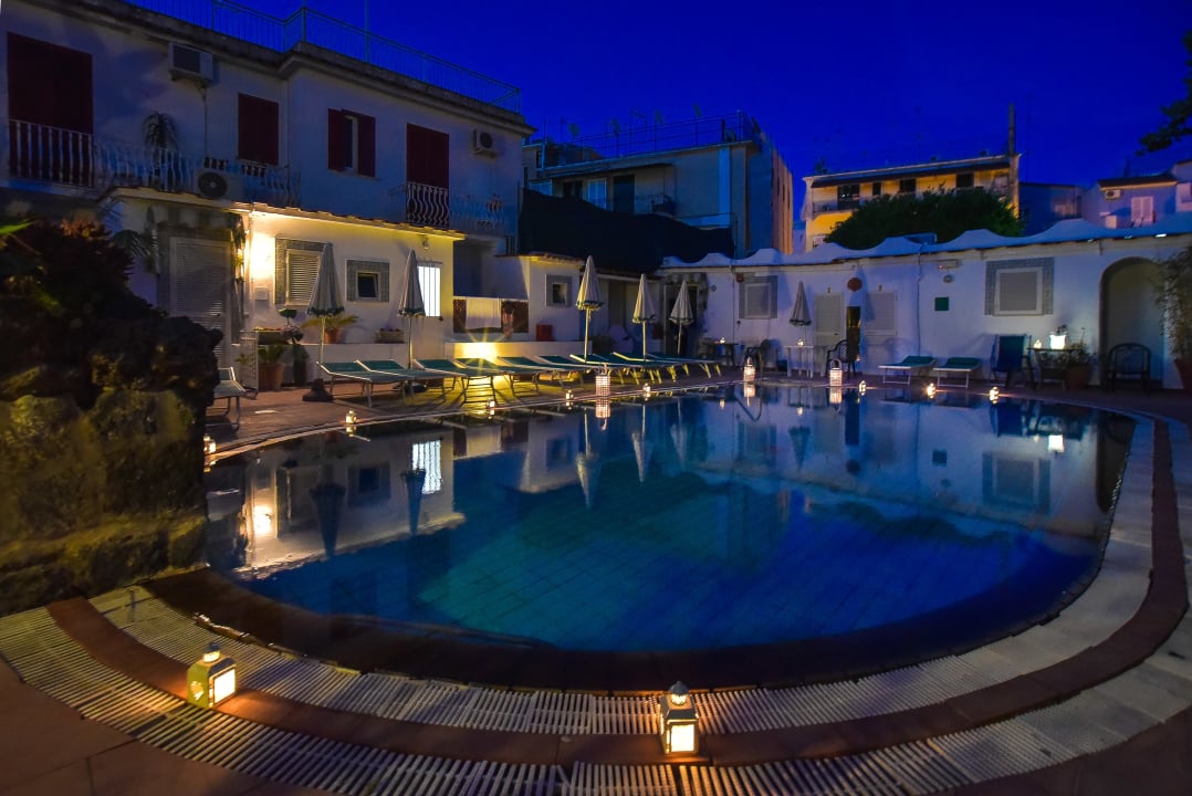 Außenansicht Charme Hotel La Villa Tina