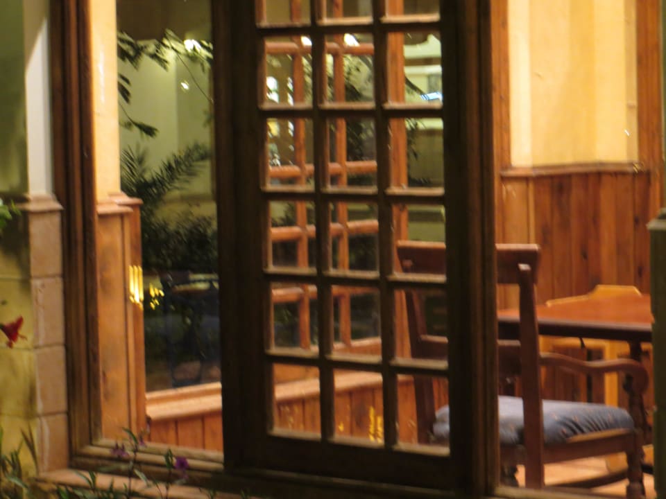 Da ist noch platz im restaurant Lahami Bay Beach Resort