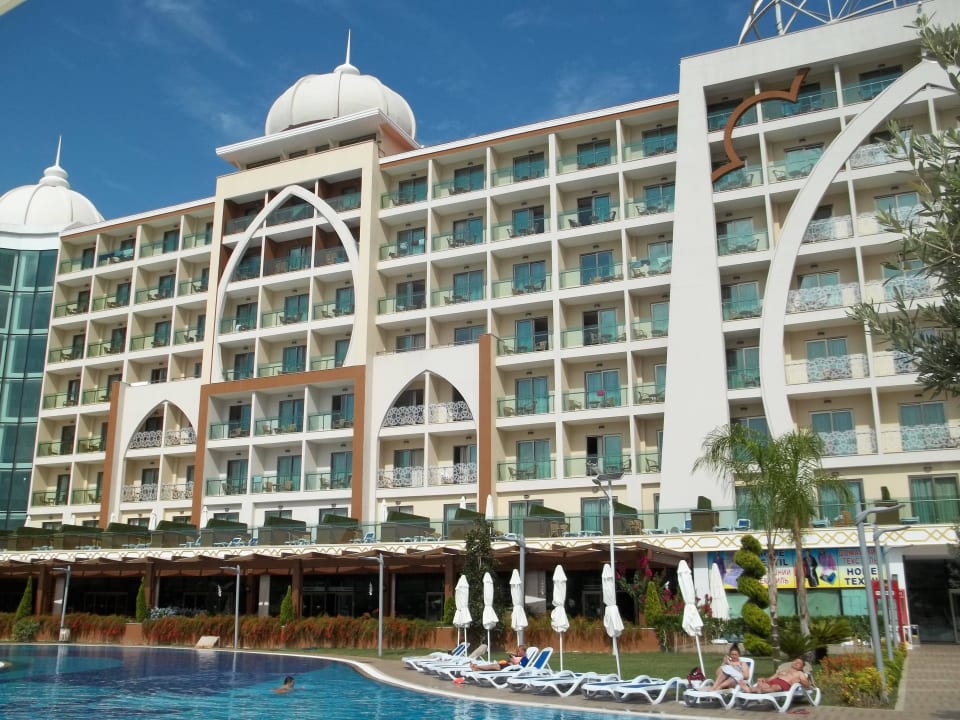 Basen Alan Xafira Deluxe Resort & Spa