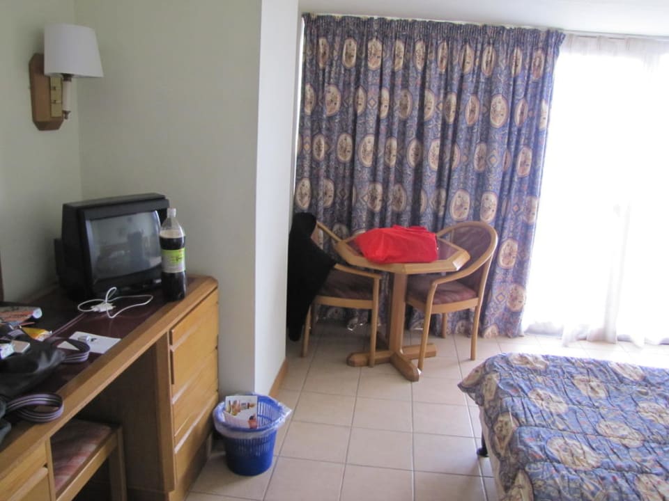 Zimmer Einrichtung The Diplomat Hotel