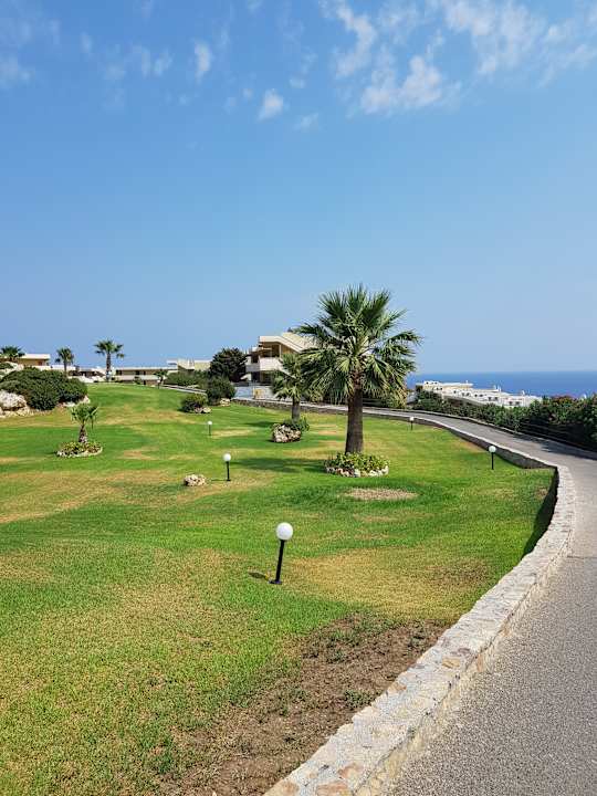 Gartenanlage Hotel Kalithea Horizon Royal