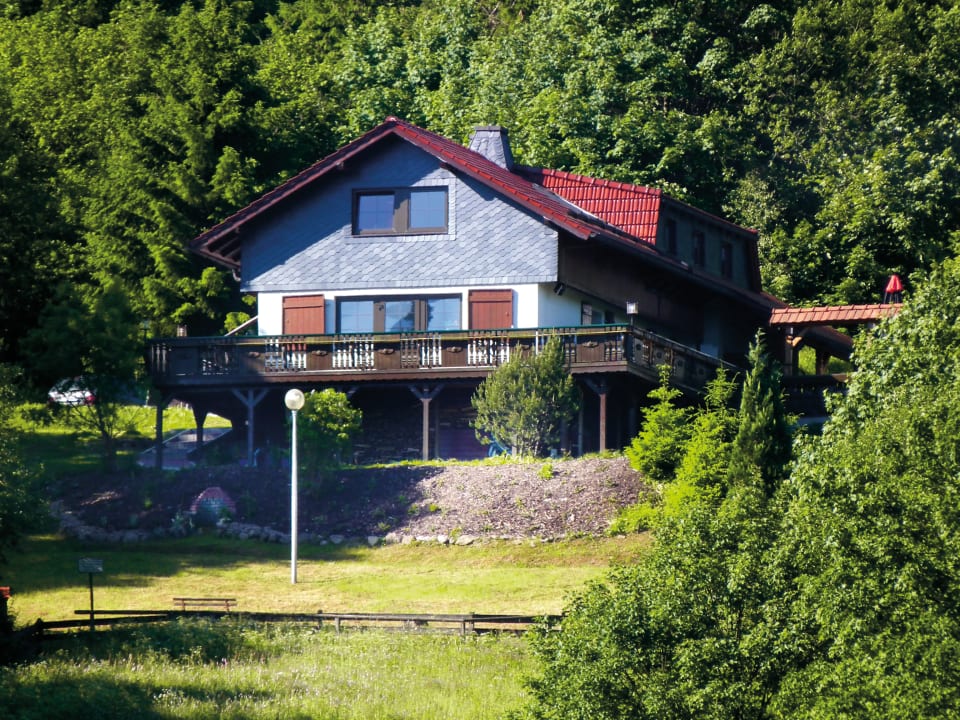 Außenansicht Waldgasthof Ski- & Wanderhütte