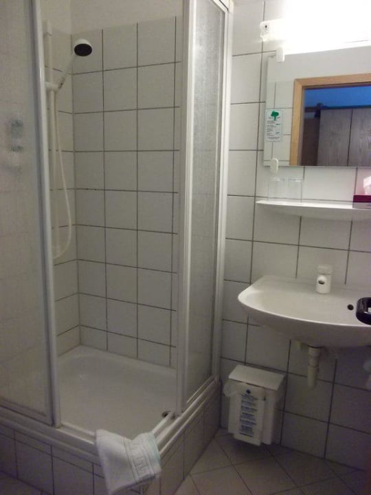 Badezimmer Hotel Alpha Nürnberg