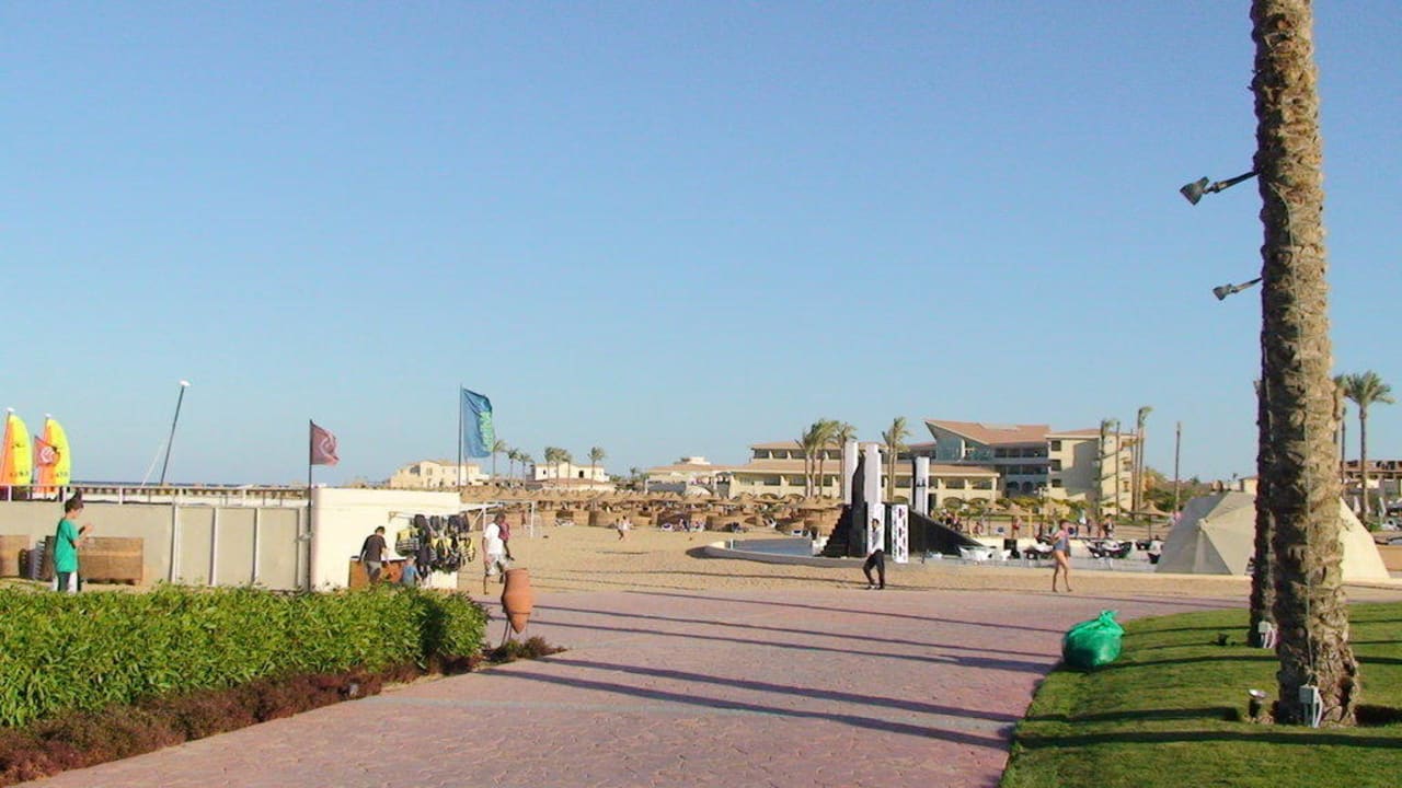 Strandpromenade (Clubintern) Cleopatra Luxury Resort Makadi Bay