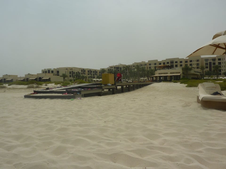 Strand nur über den Steg erreichbar Park Hyatt Abu Dhabi Hotel and Villas