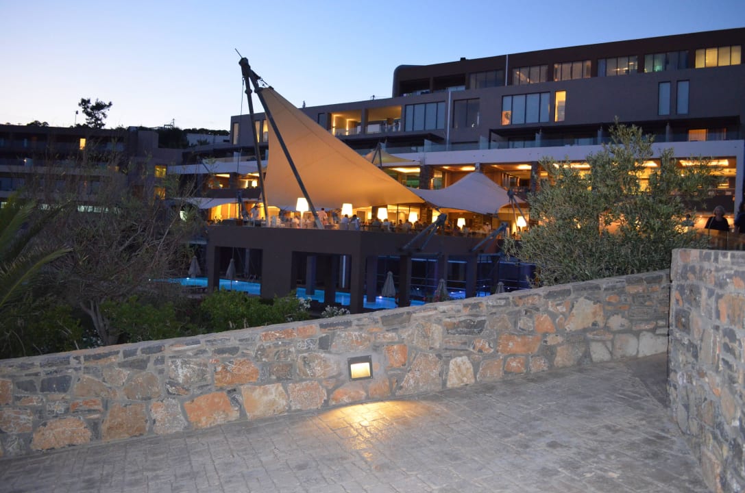 Widok na hotel Atlantica Mikri Poli Crete