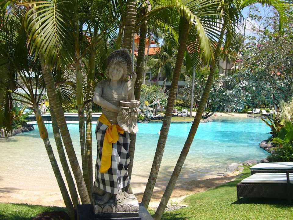 Traumhafte Poolanlage The Laguna A Luxury Collection Resort & Spa